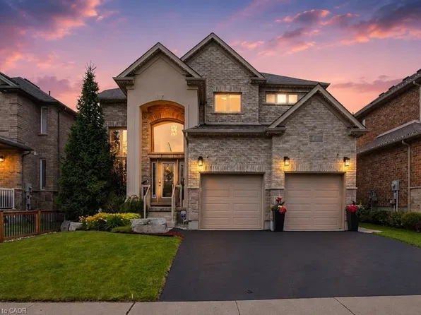 157 Green Gate Blvd, Cambridge, ON N1T 0C5