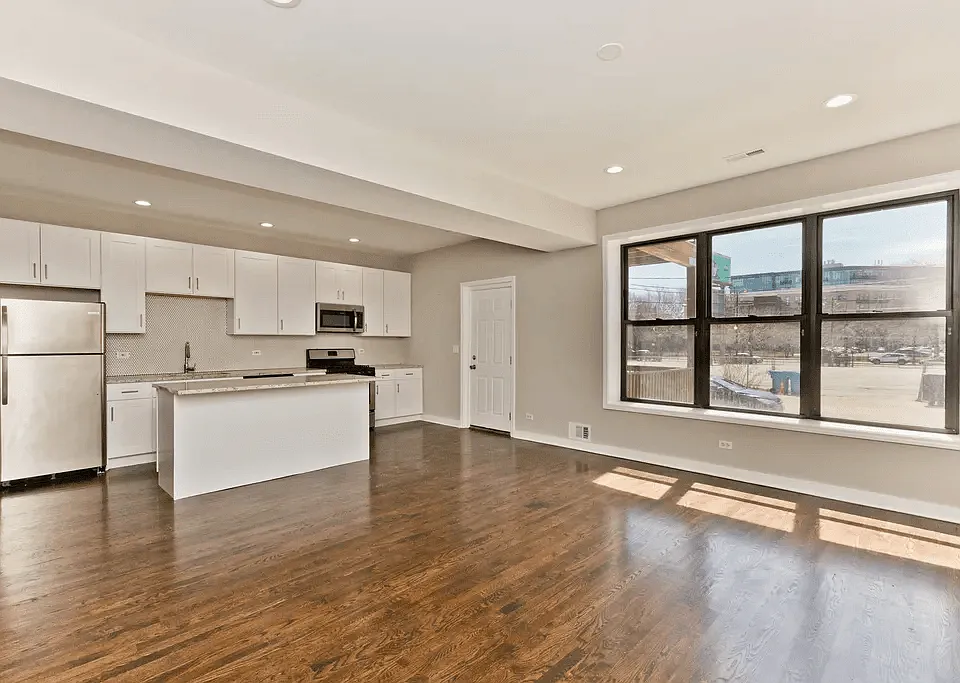 1619-21 W Warren Blvd