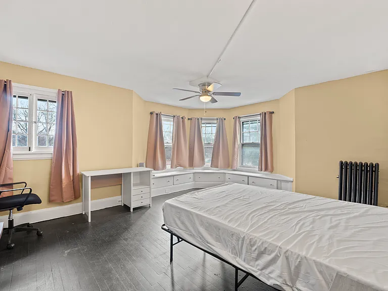 2460 Euclid Heights Blvd #2 — Photo 9