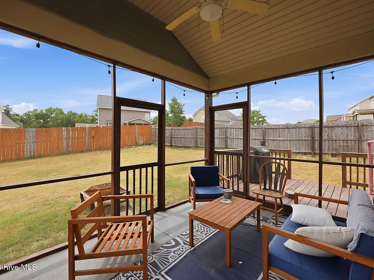 90 Quatrefoil Ct — Photo 48