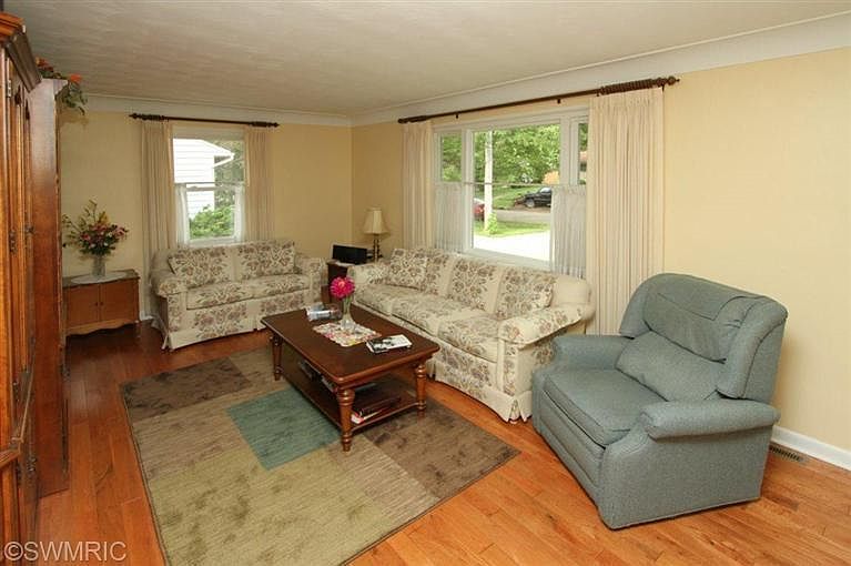 1st image of 1321 Bretton Dr #1