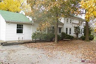 2nd image of 8699 Wooster Pike