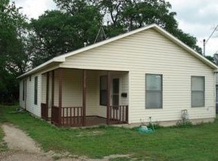 1129 N 13th St, Waco, TX 76707