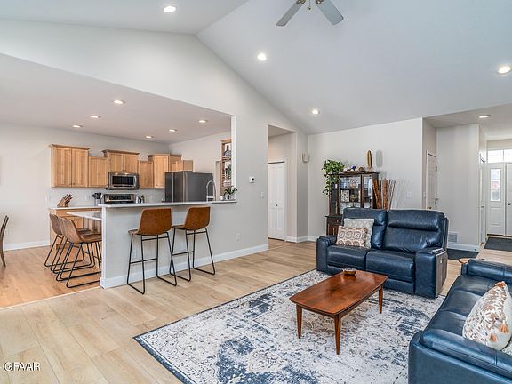 5th image of 5606 Cypress Point Dr