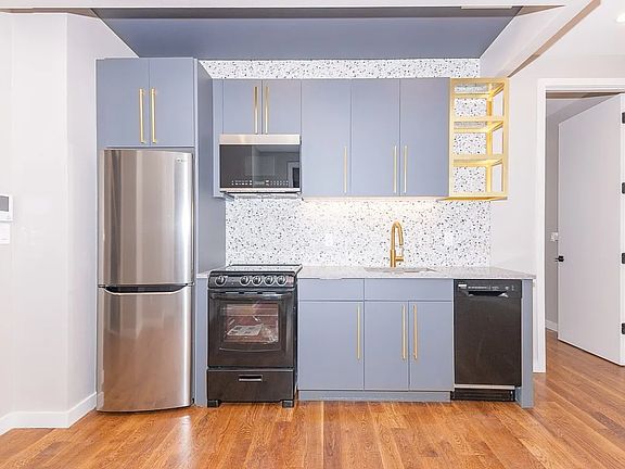3rd image of 31 Garden St APT 3