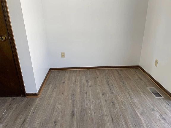 4th image of 8108 N Stoddard Ave