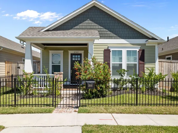 2505 S Houston Ave, Pearland, TX 77581