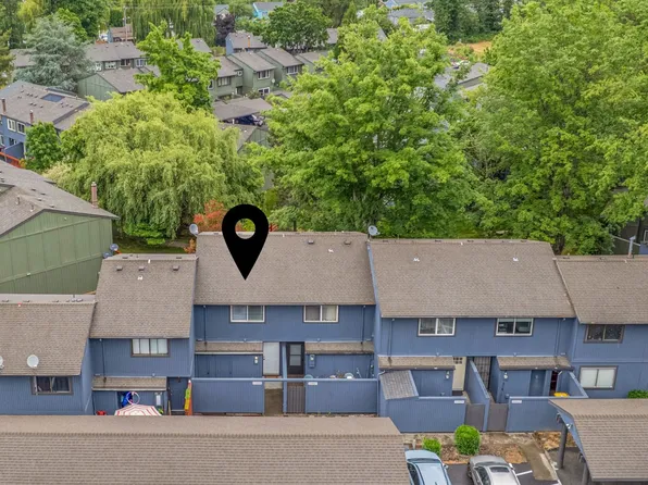 23925 NE Treehill Dr, Troutdale, OR 97060