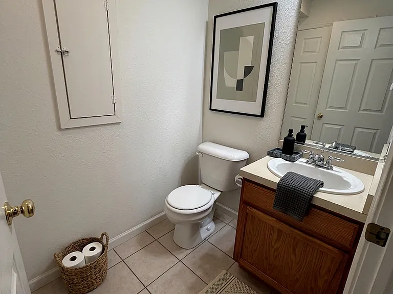Sawgrass Apartments & Townhomes — Photo 14