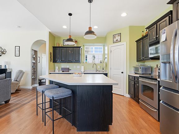 4th image of 8494 N Turnberry Rd