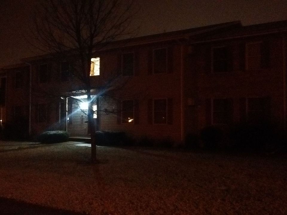 1st image of 1557 Girard Ave APT 11