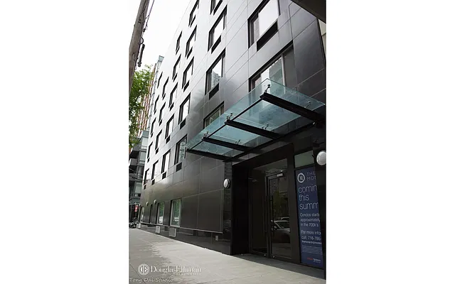 Rented by Douglas Elliman | media 27
