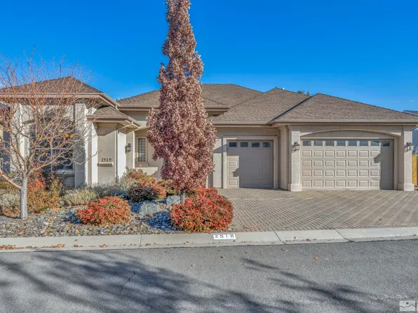 2519 Christmas Tree Dr, Carson City, NV 89703