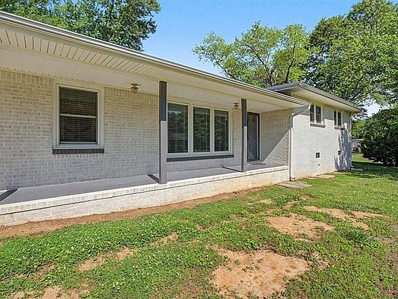 4th image of 104 Meadow Ln