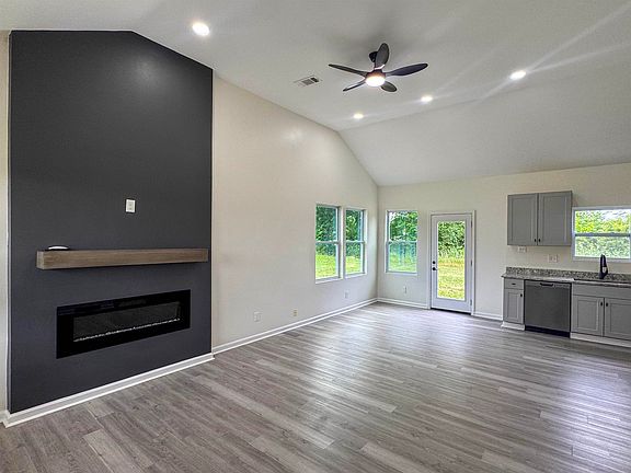 3rd image of 56 Brookside Ave