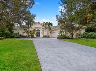 6954 Greentree Dr, Naples, FL 34108
