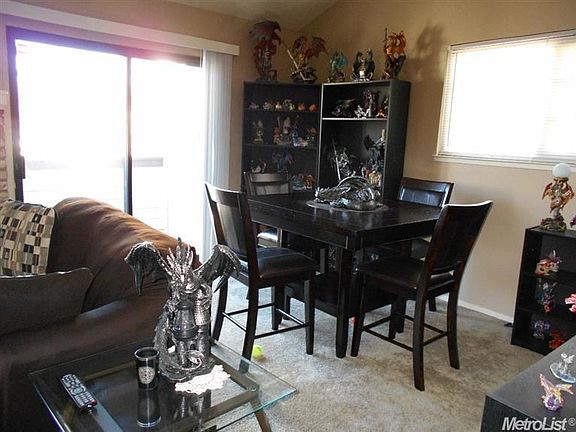 2nd image of 7413 Auburn Oaks Ct