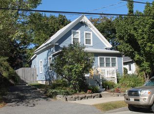 129 Ledgelawn Ave, Bar Harbor, ME 04609