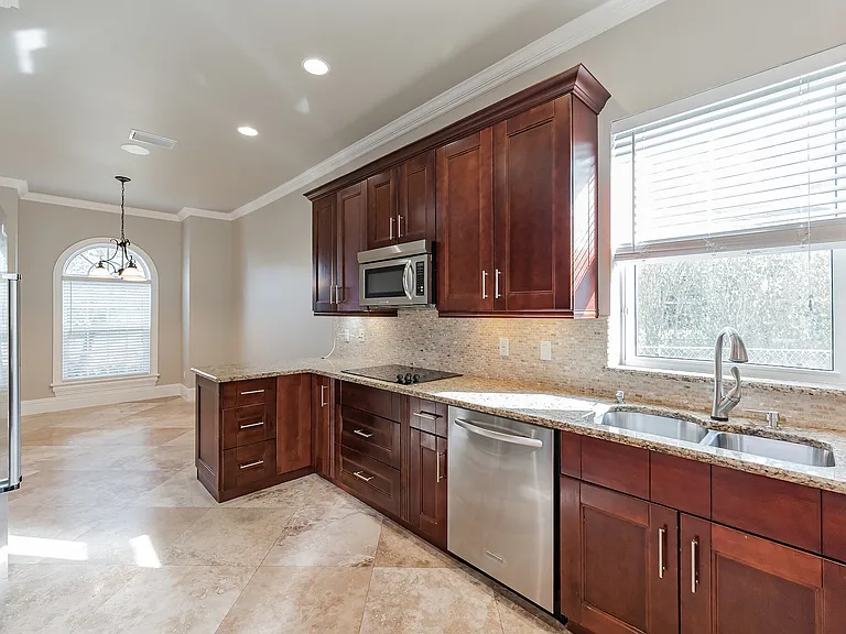 2850 Coco Lakes Ct — Photo 6