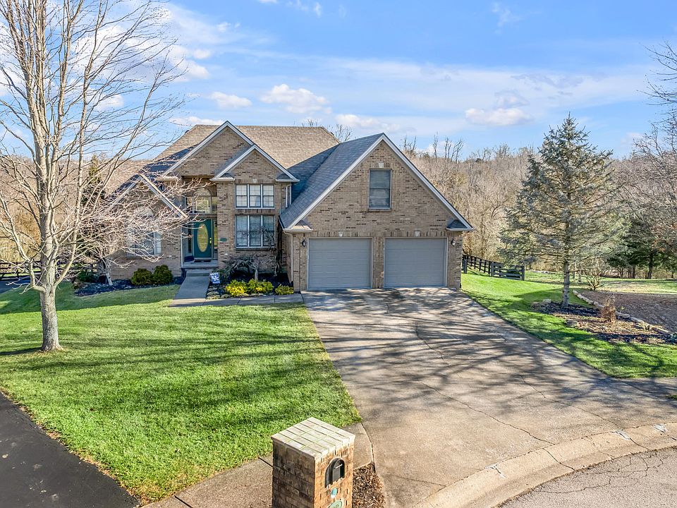 1st image of 429 Shady Brook Dr