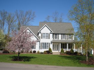 4 Longmeadow Dr, Elmira, NY 14905