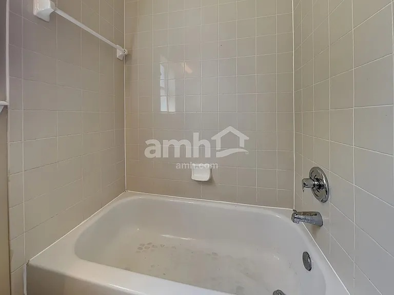 11417 Johnson Creek Cir — Photo 15