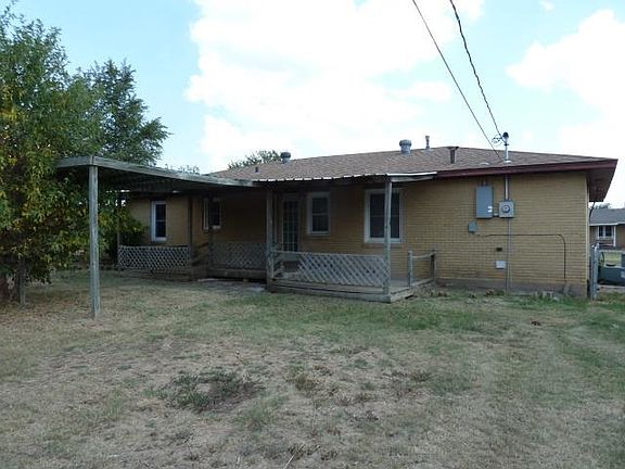4th image of 3825 NW Columbia Ave