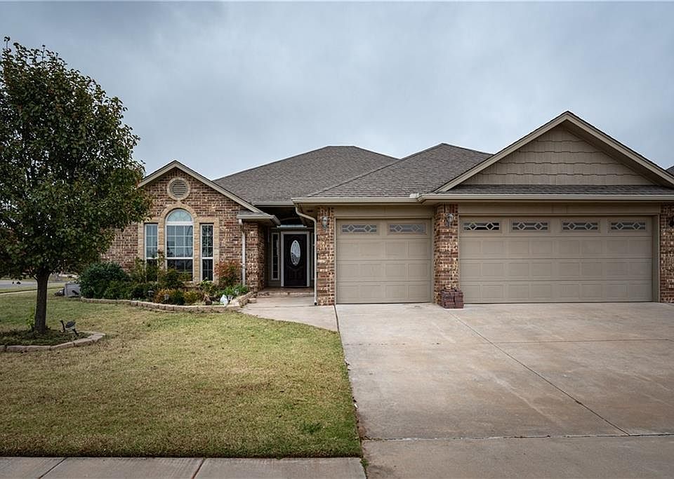 1st image of 9000 Misty Ln