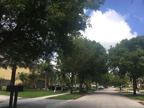 4th image of 8772 SW 212th Ter