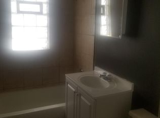 3021 N 9th St, Milwaukee, WI 53206