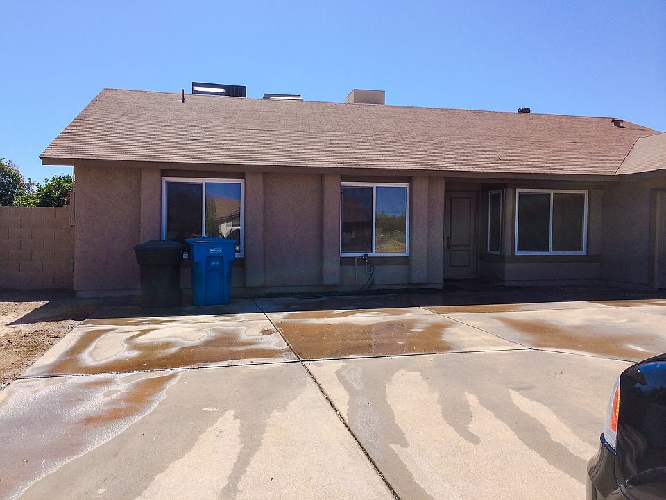 1st image of 16032 N 33rd Ave