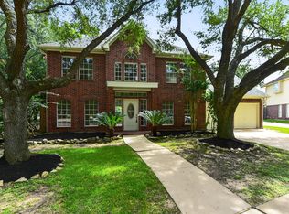 13903 Viewfield Ct, Houston, TX 77059