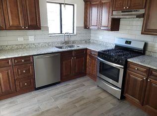 9104 Kennedy Ct APT 305, Orland Park, IL 60462
