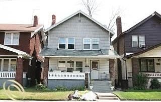 2921 W Philadelphia