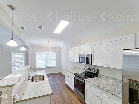 5th image of 441 McGriff St
