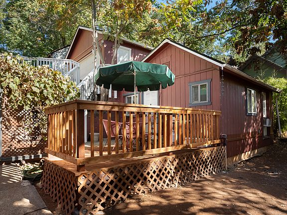 Deck in front of the Studio