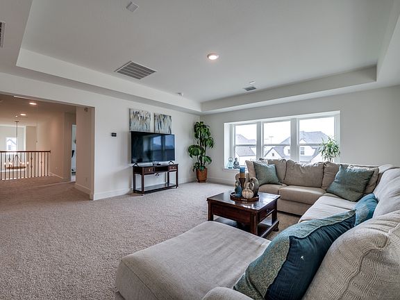 5th image of 3190 Genevieve Ln