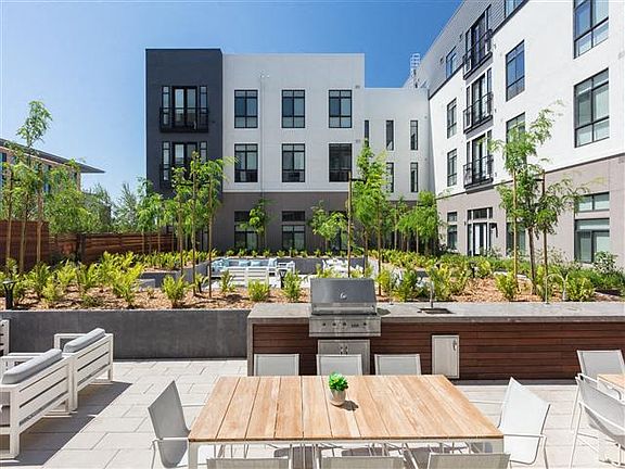 3rd image of 3068 Kyne St W #207