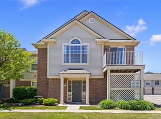 1861 Flagstone Cir, Rochester, MI 48307