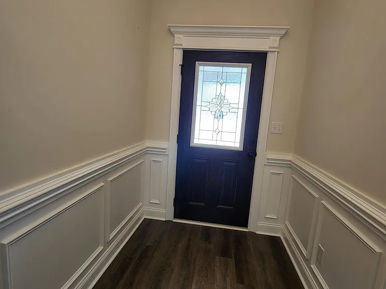 502 Charlestown Way — Photo 14