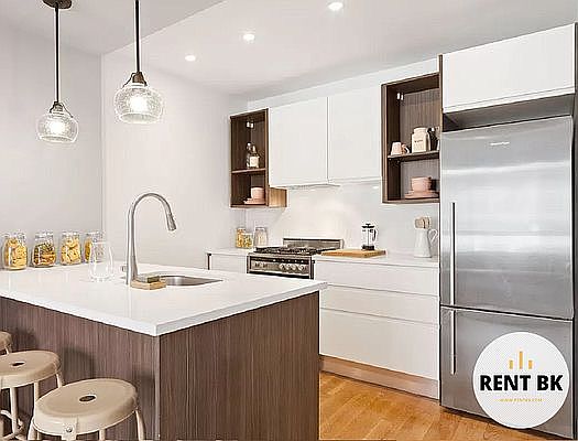 2nd image of 740 De Kalb Ave #703