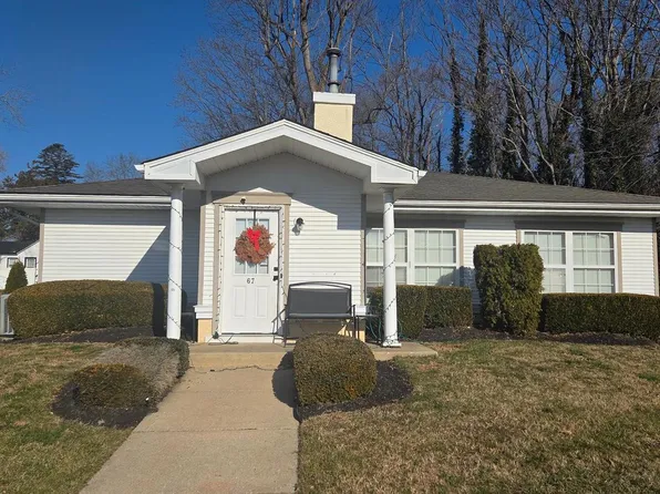 2139 E Chestnut Ave APT 67, Vineland, NJ 08361