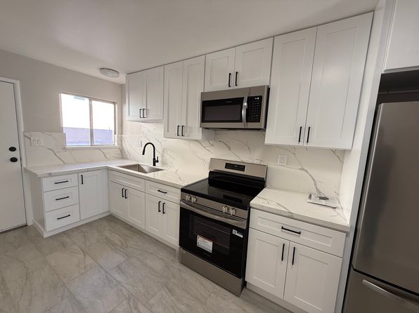 2430 Fern St APT C