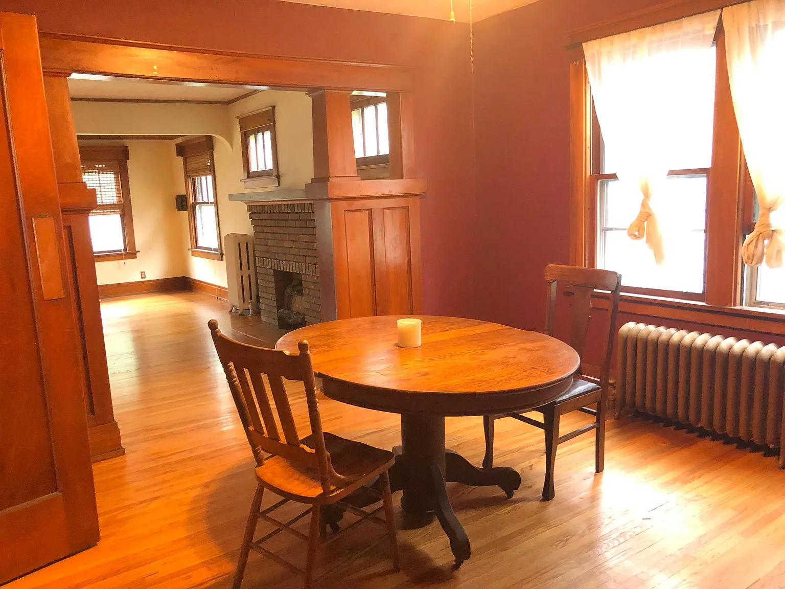 4 bed, 1.5 bath, 1800 sqft, $2,200 — Photo 3