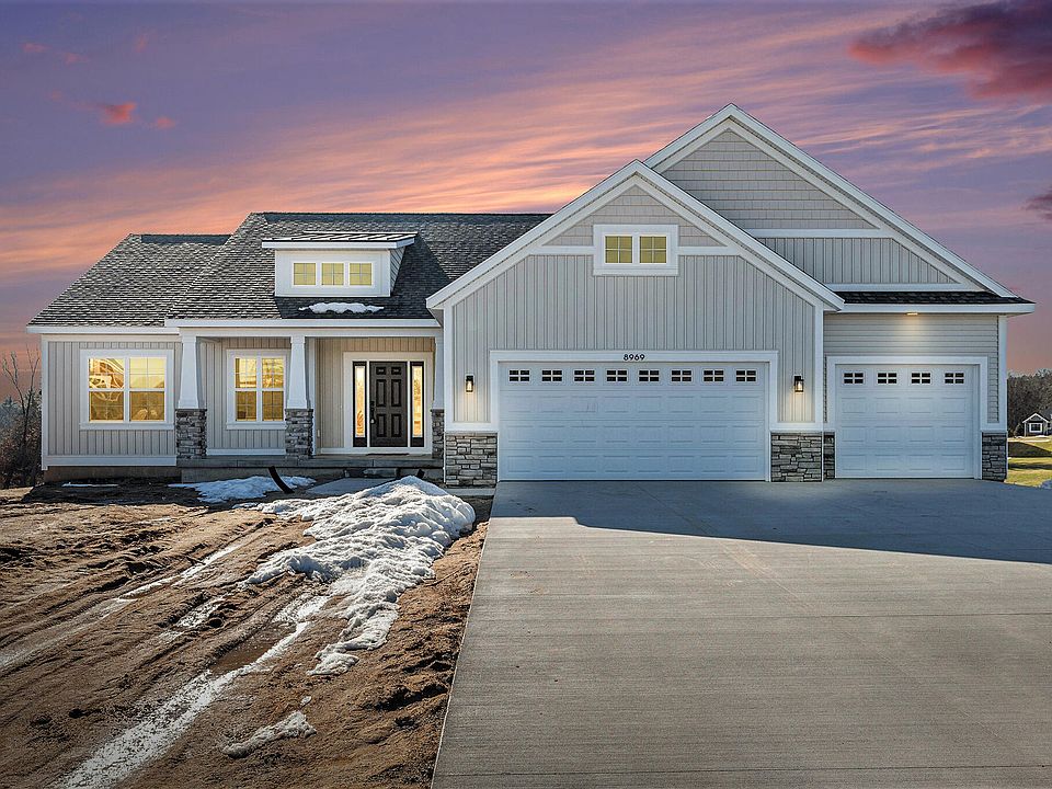 1st image of 8969 Courtland Hills Ct NE