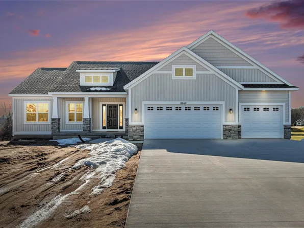 8969 Courtland Hills Ct NE, Rockford, MI 49341