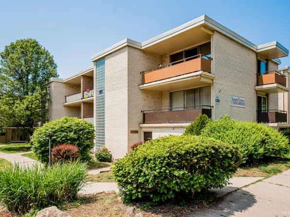 12550 Fairview Ave #2-2M, Blue Island, IL 60406