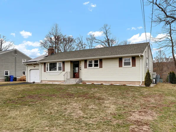 96 Jeffrey Lane, Newington, CT 06111