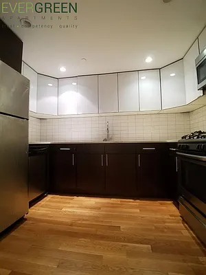 Rented by Evergreen Apartments BK | media 3