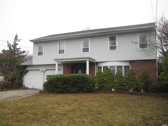 3rd image of 26 Middlesex Dr